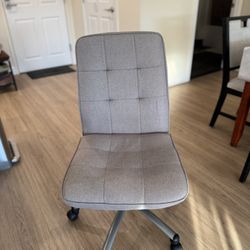 Wheeled chair