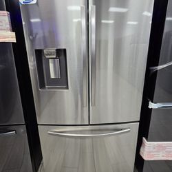 Samsung - 28 cu. ft. 4-Door French Door Smart Refrigerator with FlexZone Drawer - Stainless Steel


