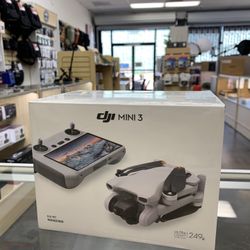 DJI Mini 3 w RC Remote 
