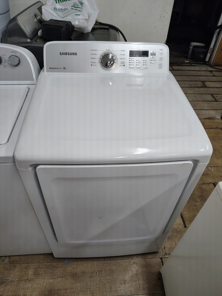 Samsung Gas Dryer Auto Sensing Dry Super Large Capacity In Excellent Working Condition