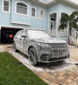 Car Details 🚗 🧼