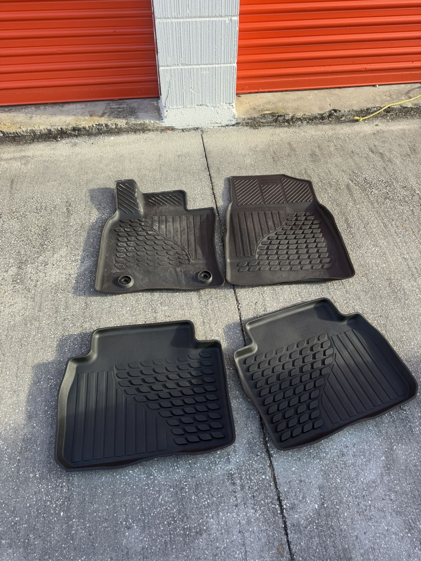 Weather Mats Toyota Camry SE