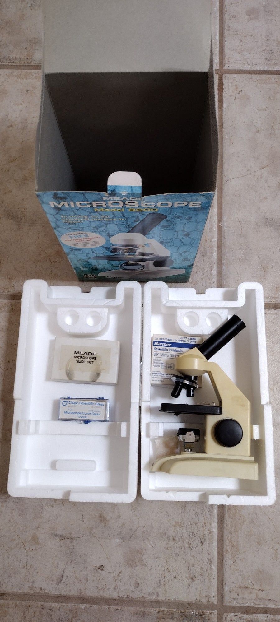 Meade Microscope 8200