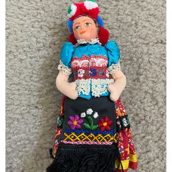 Vintage Matyohaz Mezokovesd Hungarian Cutural Folk Costume Doll