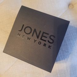 New Jones Of NY woman Watch $30
