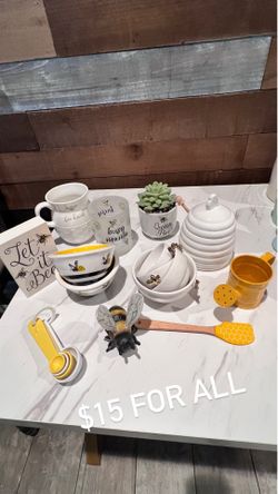 Bee decorations
