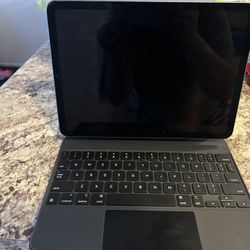 brand New Apple Ipad With Apple Keyboard And Apple Pencil