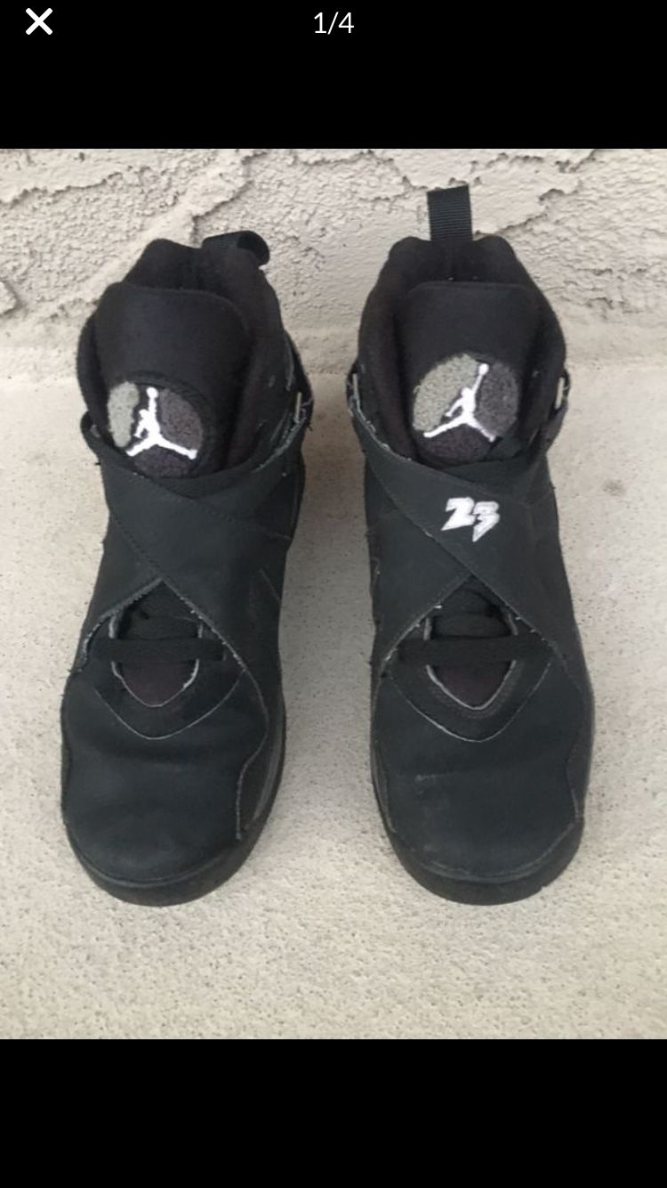 Nike Air Jordan Retro 8- size 6 Y