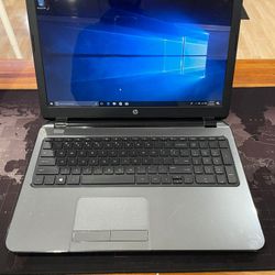HP 15” NoteBook AMD E1 4GB 120GBSSD -Radeon 8210 Graphics Windows 10