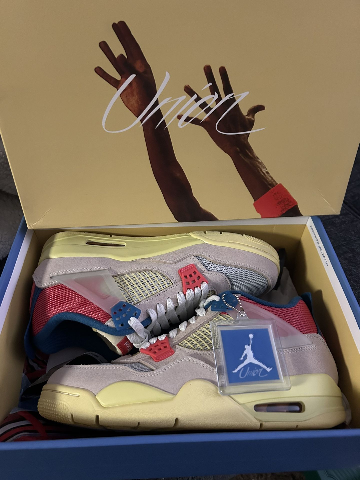 Jordan 4 union guava