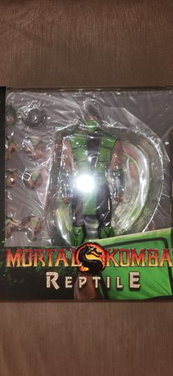Storm Collectibles Mortal Kombat Reptile
