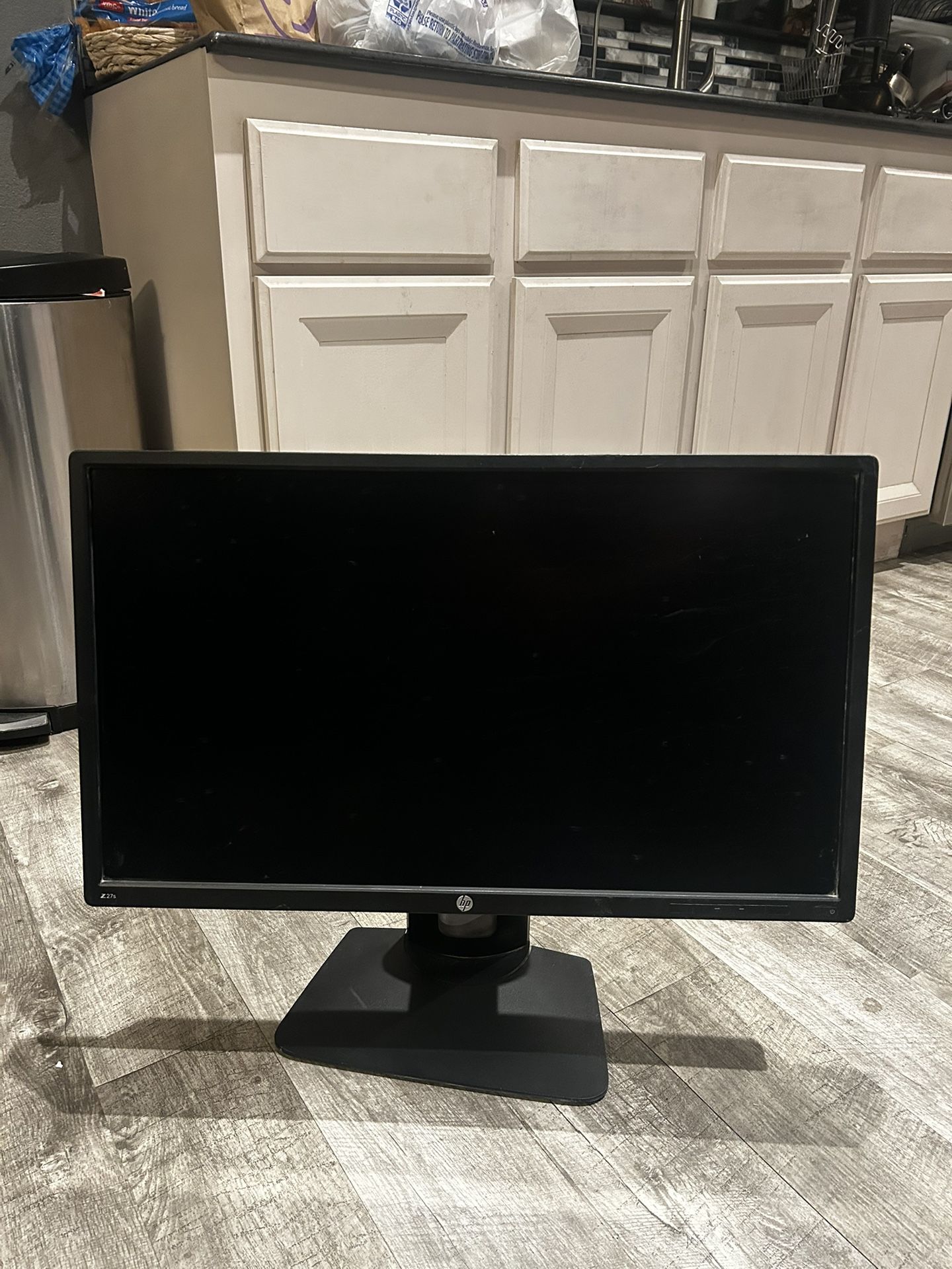 Hp Z27s