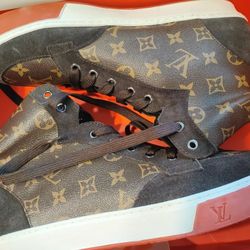 Louis Vuitton Men/ Universal Shoes Size11/12