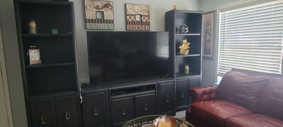 75” Vizio TV With Remote – Working – $325 OBO