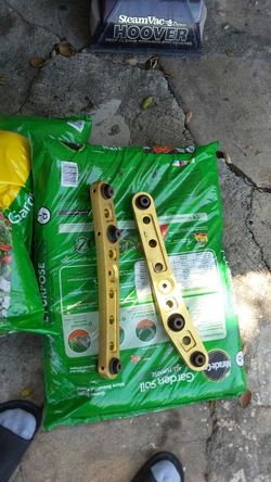 Blox eg/dc lower control arm needs new bushings asking 25bux