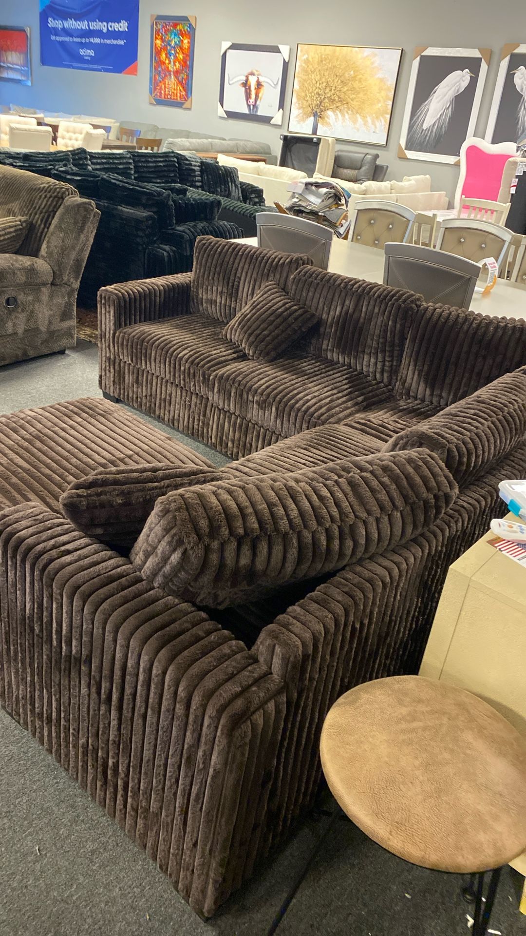 Combo 75” TV & Sectional Deal 2 For 1 Living room Plush Brown Or Black with Ottoman Must Sell Can Deliver Your Choice Of TV Or Couch sectional $499