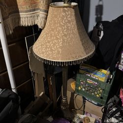 Elegant Victorian-Style Table Lamp with Beaded Fringe Shade 