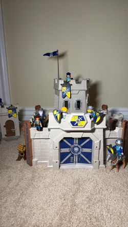 Playmobil medieval castle /w accessories