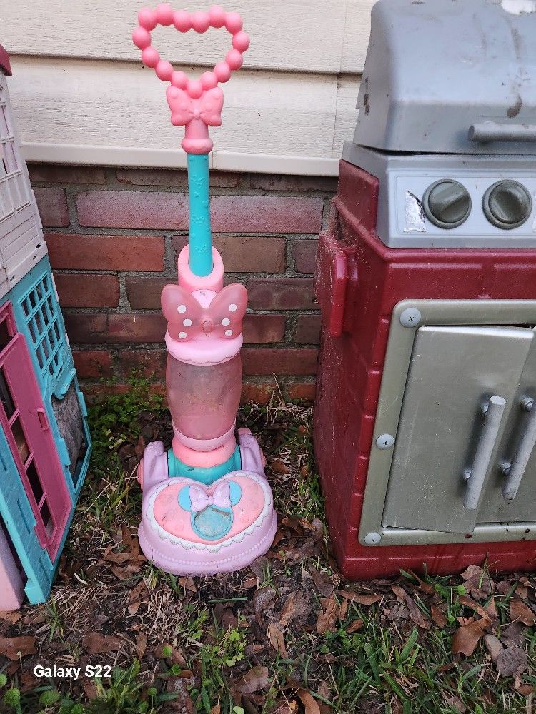Disney Minnie Mouse Vacuum