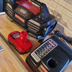 Craftsman Bluetooth Radio Speaker Battery Charger AM/FM Aux. USB With Battery And.Charger 