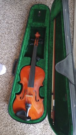 Like NEW! Beautiful Student 4/4 Violin