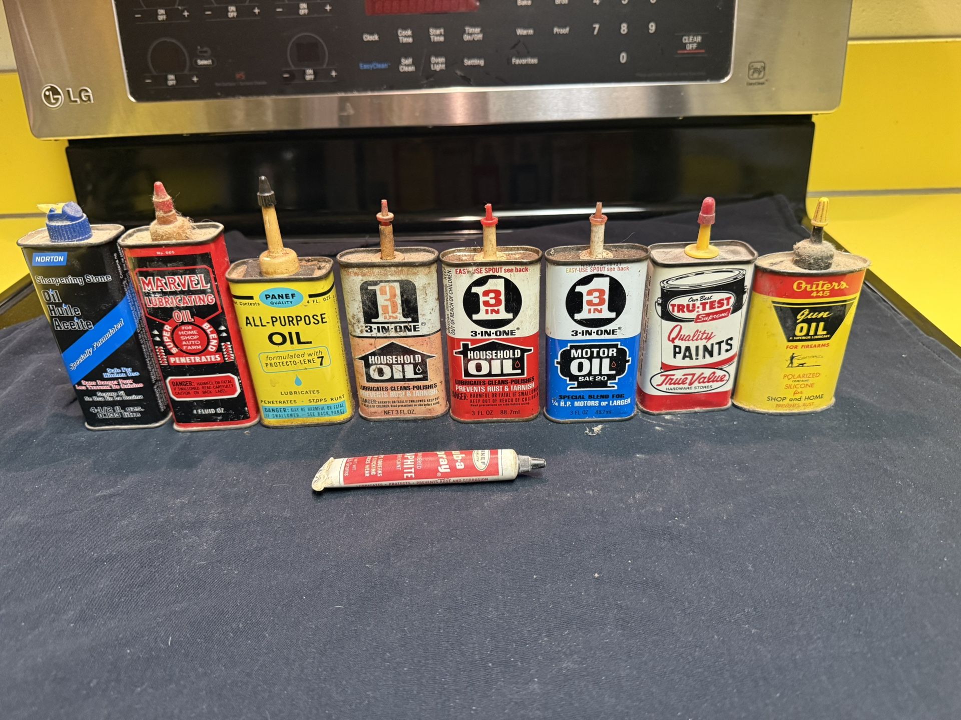 Lot of vintage handy, oilers various three and one, true test, Marvel, Norton, etc.