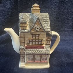 Clock Tower Cottage Teapot – Removable Roof – Vintage Ceramic