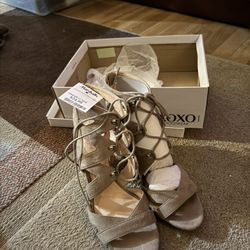 New Ladies Shoe 👞 Size 8.5