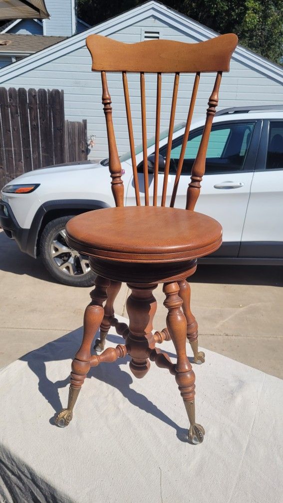 Antique Maple Adjustable Piano Chair