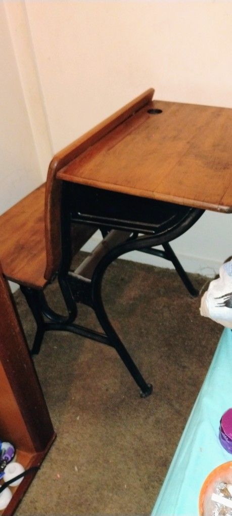 1930 Vintage School Desk ASC1 With ink Well, Cast Iron Frame Completely Restored.  