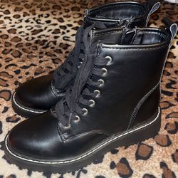 Steve Madden Boots