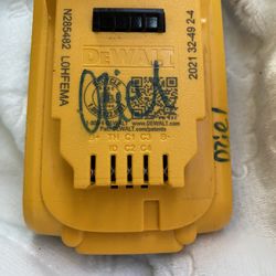 2 Dewalt Batteries For Power Tools