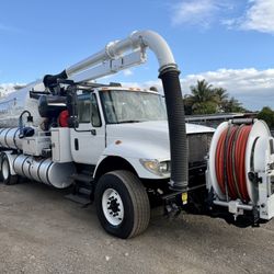 2004 International 7400 Vactor Combination Sewer Truck