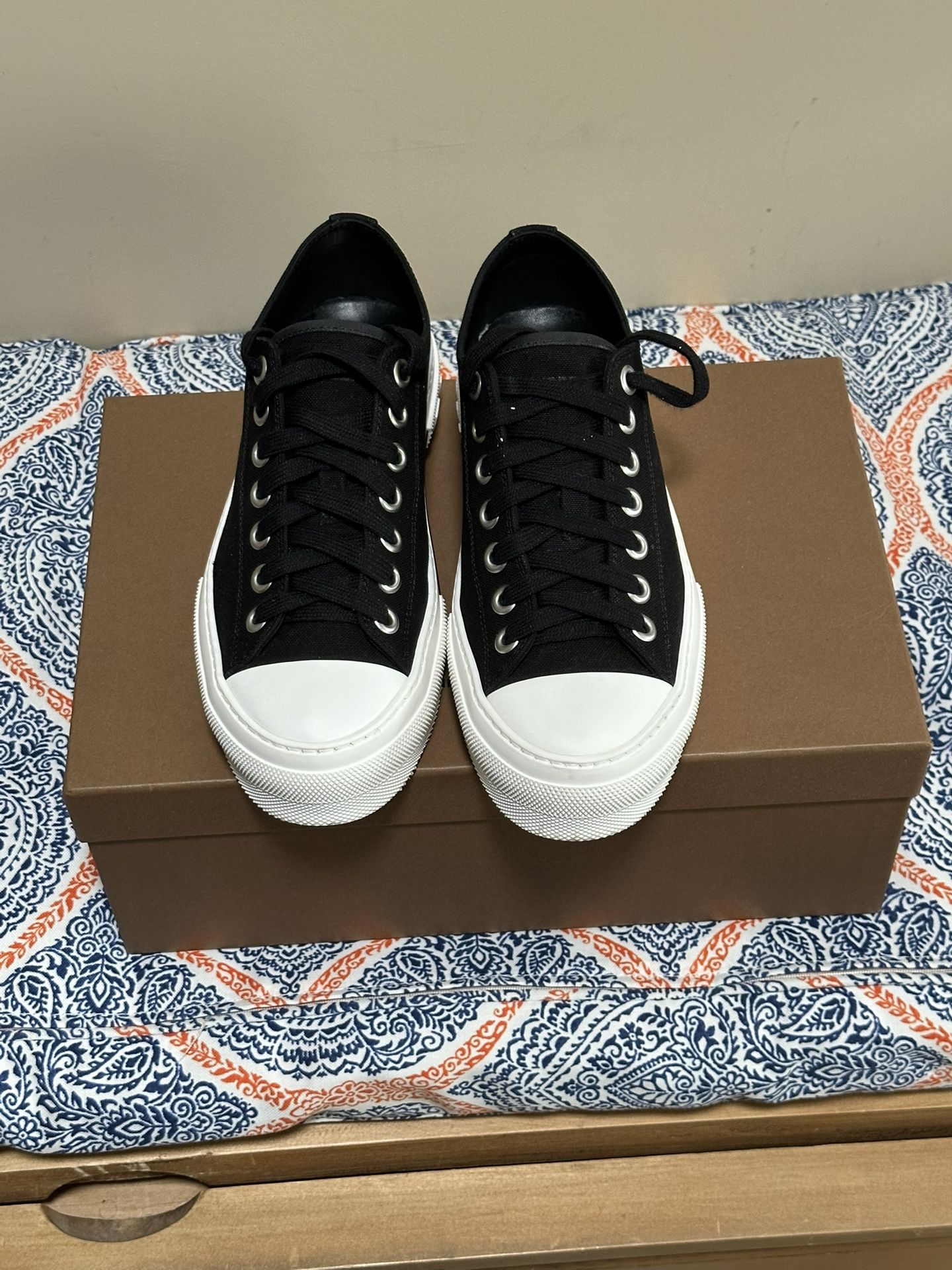 Authentic Men’s Burberry