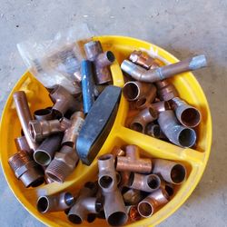 Coper Fiting 3/4 AND 1/2 INCH . MAke Me Offer. 