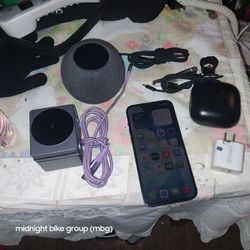 FOR SALE IPHONE 13 PRO MAX & ACCERSSORIES