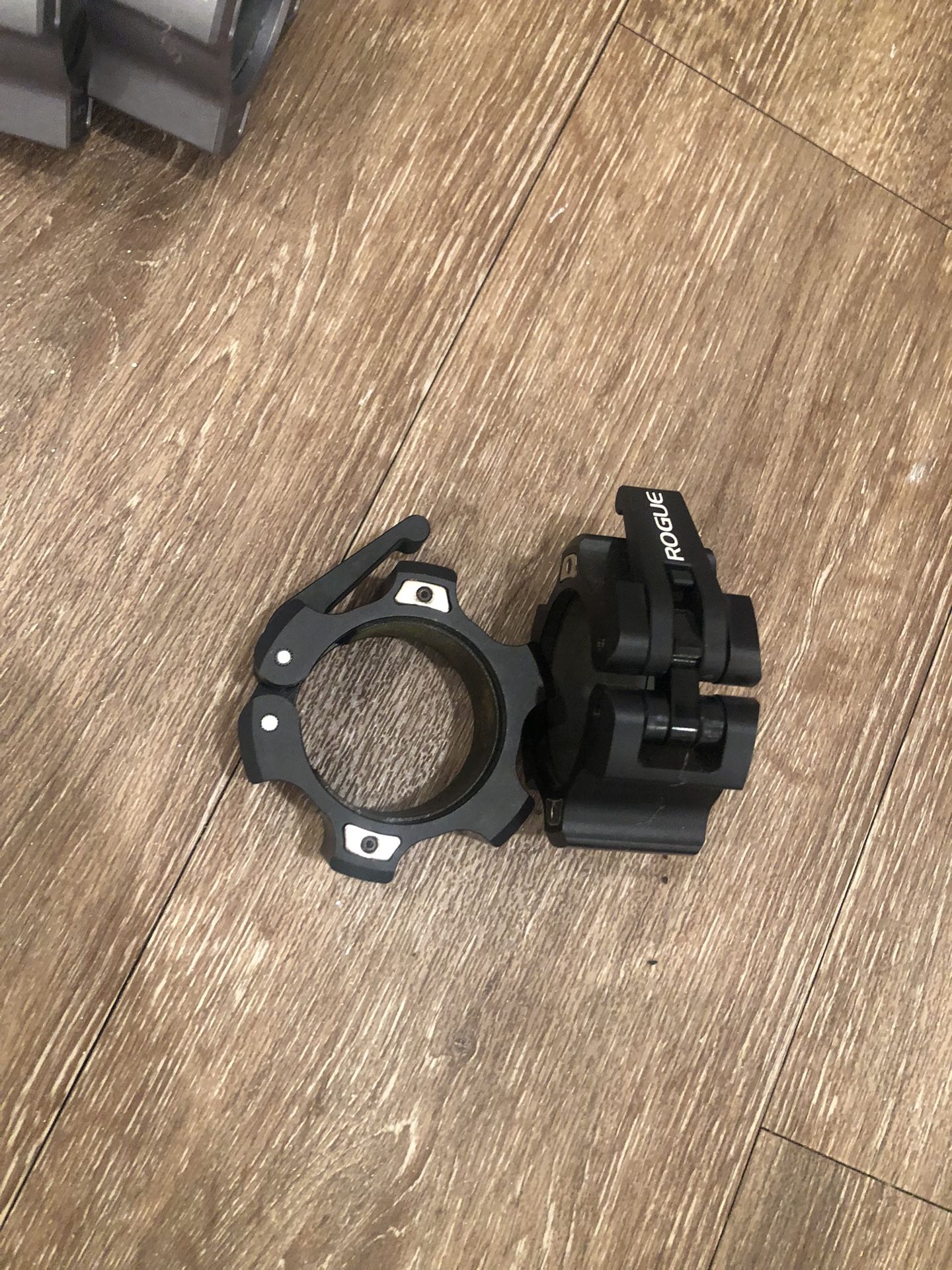 Rogue barbell Collars 