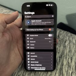 Unlocked IPHONE 13 Pro Max 77% Battery Life