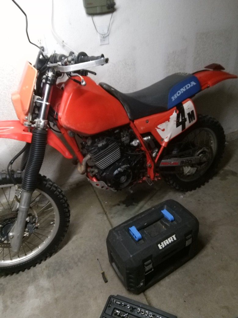 Honda Dirt Bike 1983 350