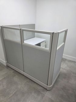 OFFICE CUBICALS,,BEAUTIFUL, GABLES OFFICE FURNITURE, 5935 SW 8 ST. MIA.FLA 33144
