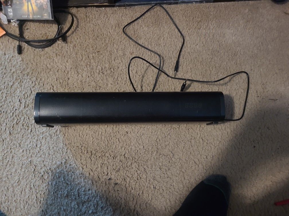 Wohome Small Sound Bar. Like Brand New.