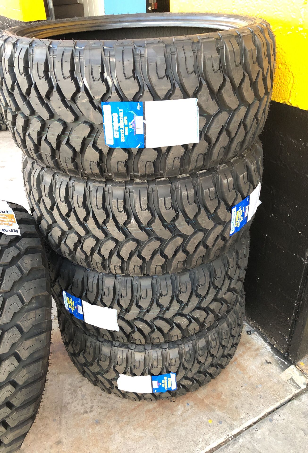 Set de llantas 32x12.50R24