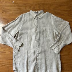 Like new Daniel Cremieux men’s button down shirt size L