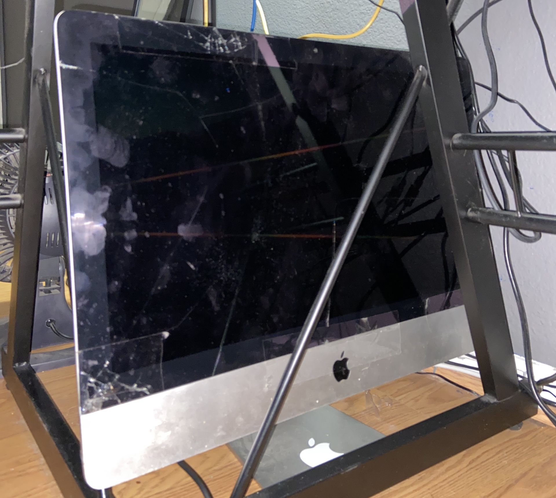 iMac Late 2012 (broken screen; see post)