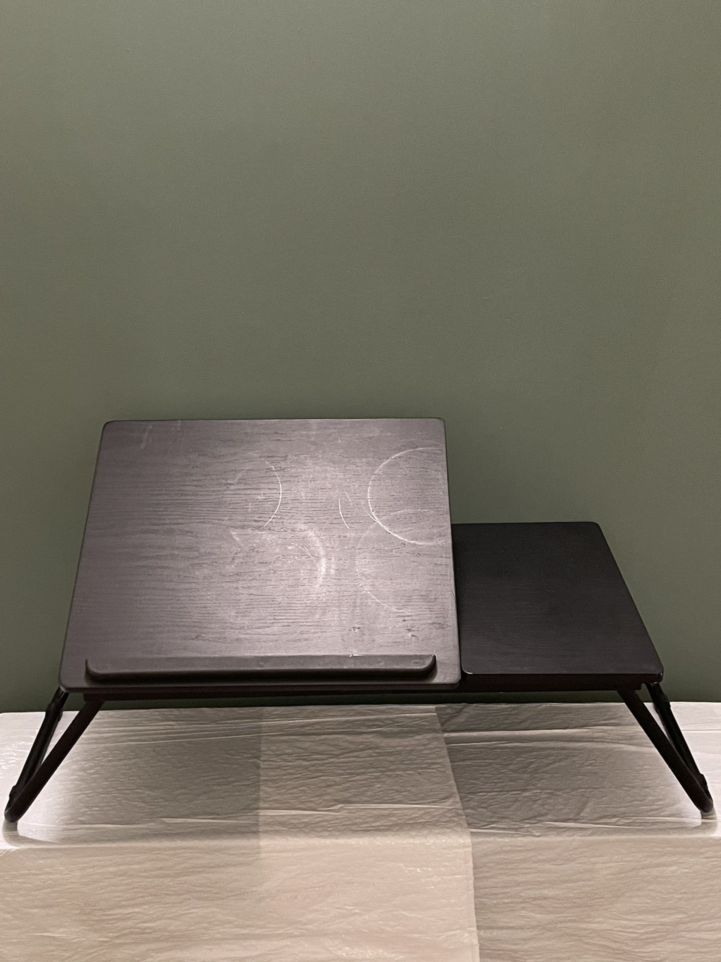 DESKTOP SPACE EXTENDER w/4 Adjustable Heights - posted price is firm.