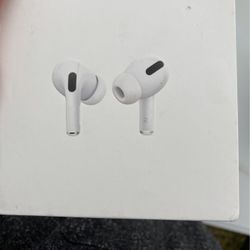 AirPods Pro With MagSafe charging case