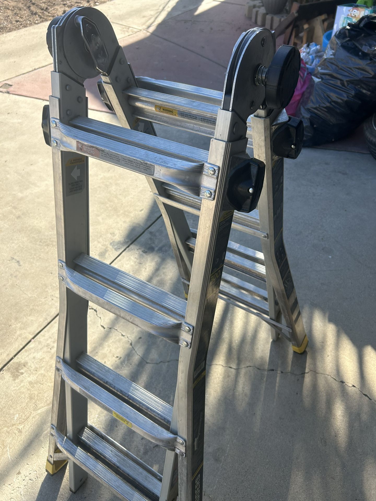 Gorilla ladder