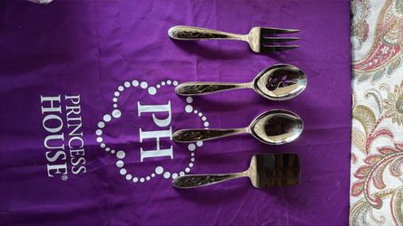 Princess House Serving set of 4