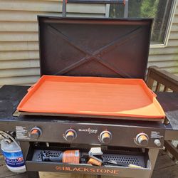 Blackstone Omnivore Grill