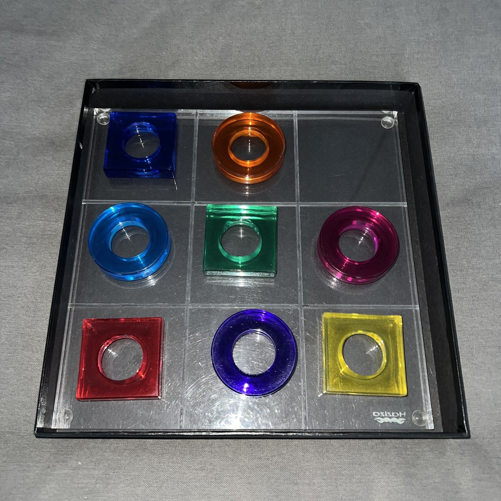 STUDIO SHLOMI HAZIZA TIC-TAC-TOE 未使用 AUTHENTIC SHLOMI HAZIZA LUCITE ACRYLIC TIC TAC TOE SCULPTURE BOARD